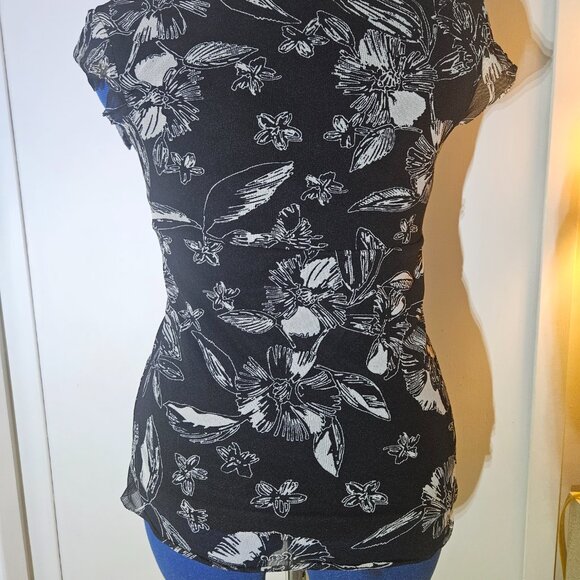 Merona Black and White Floral Blouse, Sz S - Picture 2 of 5